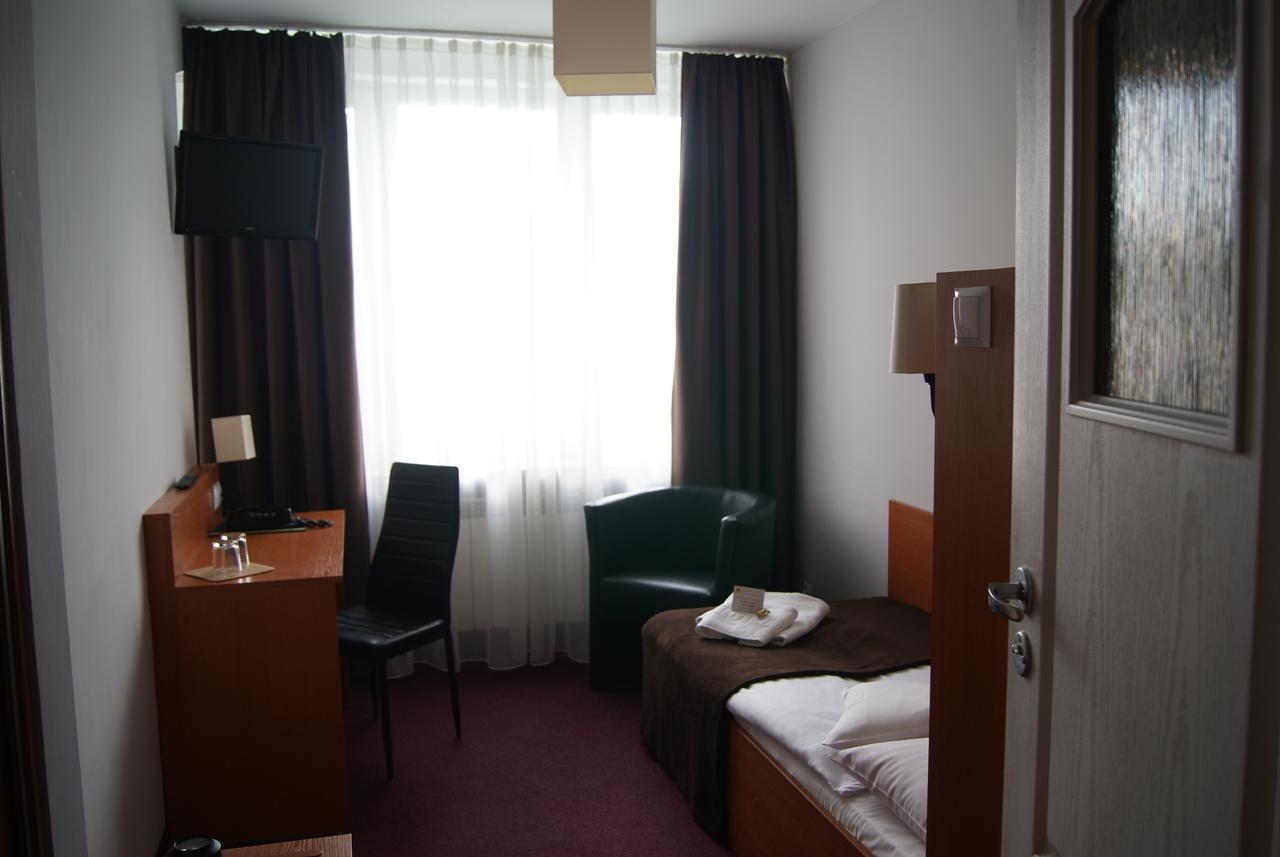 Hotel Pzmot Lublin Dış mekan fotoğraf