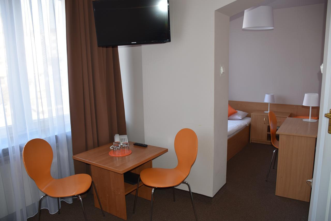 Hotel Pzmot Lublin Dış mekan fotoğraf